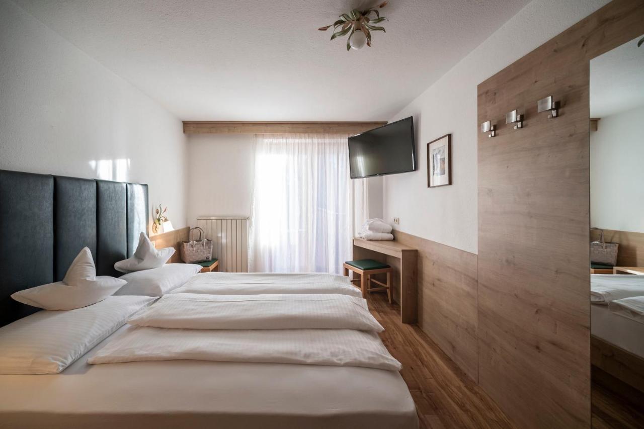 Hotel Plan Murin 拉瓦莱 外观 照片